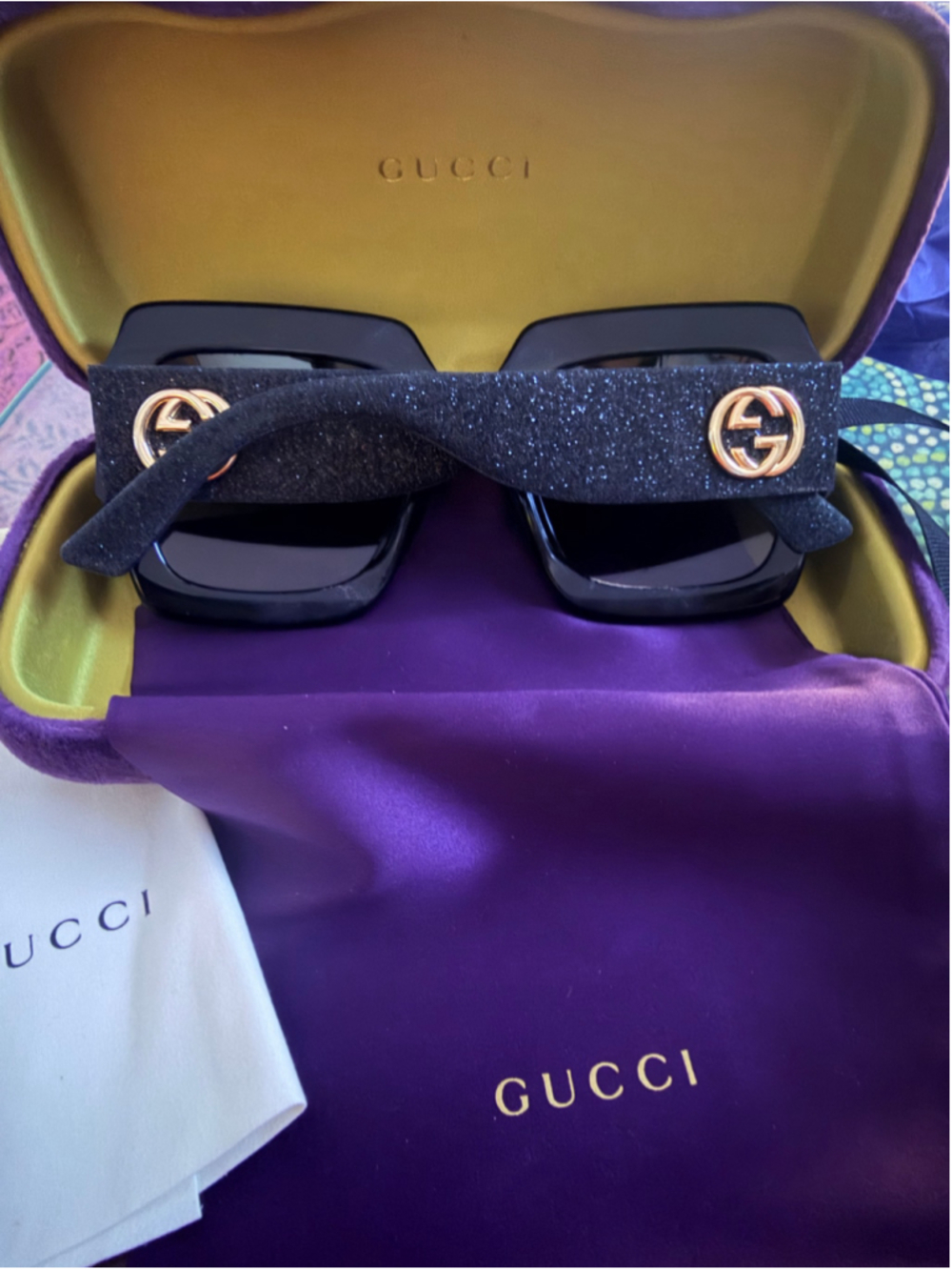 Women's Gucci Sunglasses Black Glitter and Gold - Picture 2 of 9